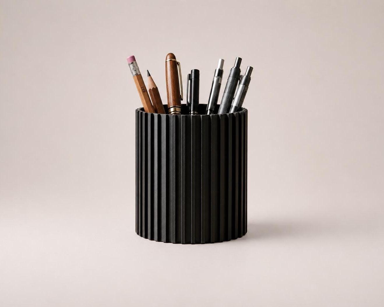 Minimal Pen Holder