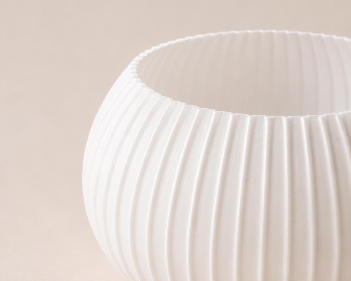 Ripple Hourglass Lamp