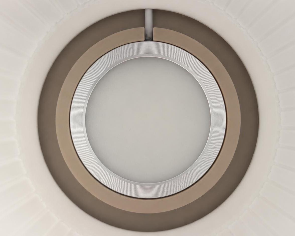 Ripple Hourglass Lamp